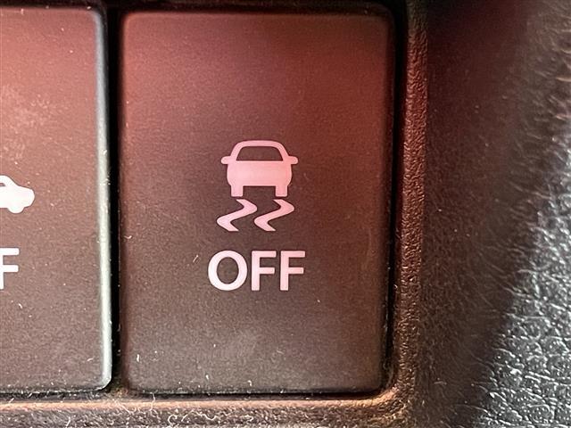 スペーシア ハイブリッドＸ　両側パワースライド　純正８インチメモリナビ　ワンオナー　フルセグＴＶ　アラウンドビューモニター　オートライト　シートヒーター　ＢＴ　ＵＳＢ　スマートキー　スペアキー　純正フロアマット　ＥＴＣ（22枚目）