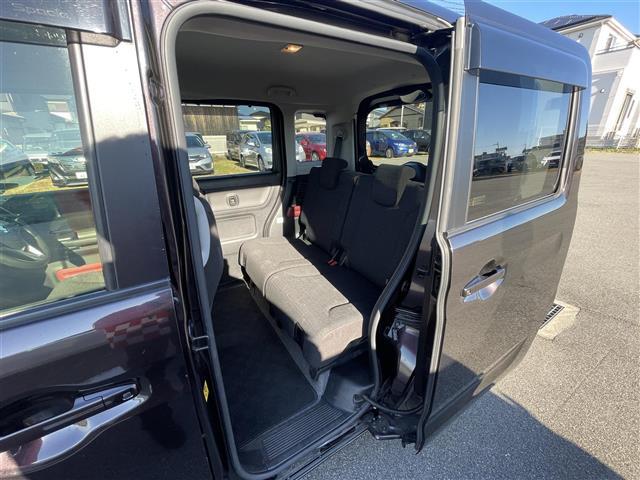 スペーシア ハイブリッドＸ　両側パワースライド　純正８インチメモリナビ　ワンオナー　フルセグＴＶ　アラウンドビューモニター　オートライト　シートヒーター　ＢＴ　ＵＳＢ　スマートキー　スペアキー　純正フロアマット　ＥＴＣ（30枚目）