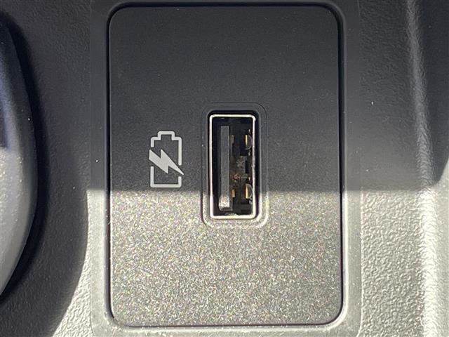 キックス X 純正9インチナビ フルセグ Bluetooth プロパイロット アラウンドビューモニター デジタルインナーミラー シートヒーター ステアリングヒーター クルーズコントロール 純正フロアマット ETC(6枚目)