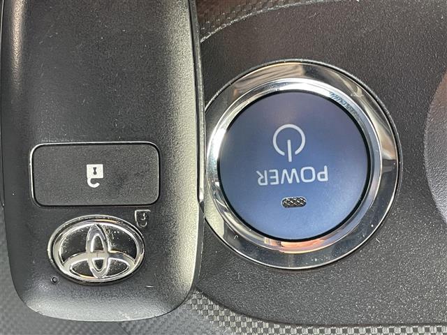 ライズ Ｇ　純正７インチナビ　ワンセグ　バックカメラ　ＢＴ　　ステアリングリモコン　スマートアシスト　純正バイザー　純正フロアマット　ヘッドライトレベライザー　純正アルミタイヤ　オートライト　スイッチスタート（12枚目）