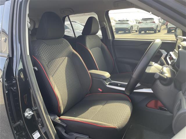 ライズ Ｇ　純正７インチナビ　ワンセグ　バックカメラ　ＢＴ　　ステアリングリモコン　スマートアシスト　純正バイザー　純正フロアマット　ヘッドライトレベライザー　純正アルミタイヤ　オートライト　スイッチスタート（27枚目）