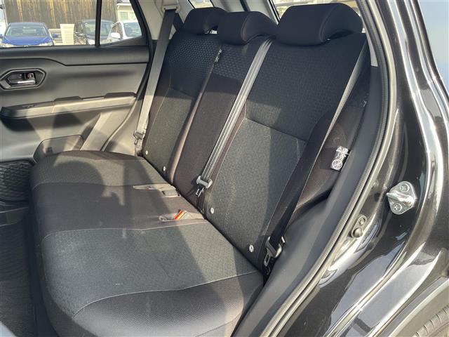 ライズ Ｇ　純正７インチナビ　ワンセグ　バックカメラ　ＢＴ　　ステアリングリモコン　スマートアシスト　純正バイザー　純正フロアマット　ヘッドライトレベライザー　純正アルミタイヤ　オートライト　スイッチスタート（30枚目）