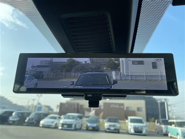 キックス Ｘ　純正ナビ　プロパイロット　アラウンドビューモニター　エマージェンシーブレーキ　デジタルインナーミラーステアリングリモコン　ＥＴＣ　ハーフレザーシート　革巻ステアリング　純正フロアマット　スペアキー（4枚目）