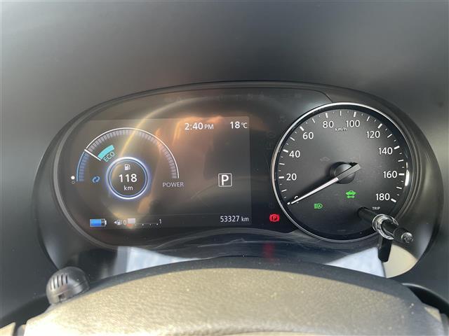 キックス Ｘ　純正ナビ　プロパイロット　アラウンドビューモニター　エマージェンシーブレーキ　デジタルインナーミラーステアリングリモコン　ＥＴＣ　ハーフレザーシート　革巻ステアリング　純正フロアマット　スペアキー（12枚目）