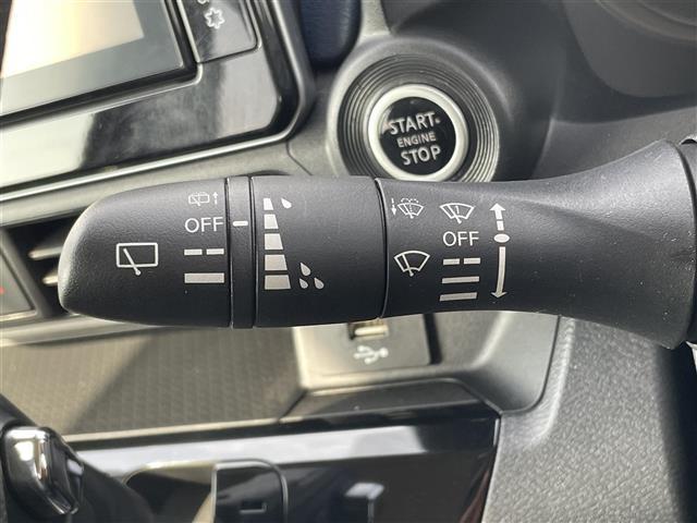 デイズ ハイウェイスター　Ｇターボ　純正９インチナビ　Ｂｌｕｅｔｏｏｔｈ　ＣＤ／ＤＶＤ　セーフティーシールドスイッチ　エマージェンシーブレーキ　ＥＴＣ　バックカメラ　フォグランプ　皮調シートカバー　革巻きステアリング　純正フロアマット（9枚目）