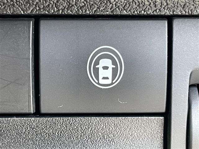 デイズ ハイウェイスター　Ｇターボ　純正９インチナビ　Ｂｌｕｅｔｏｏｔｈ　ＣＤ／ＤＶＤ　セーフティーシールドスイッチ　エマージェンシーブレーキ　ＥＴＣ　バックカメラ　フォグランプ　皮調シートカバー　革巻きステアリング　純正フロアマット（18枚目）