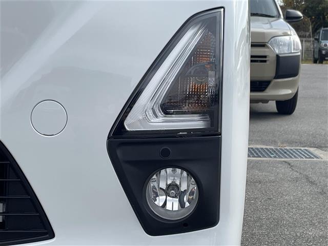 デイズ ハイウェイスター　Ｇターボ　純正９インチナビ　Ｂｌｕｅｔｏｏｔｈ　ＣＤ／ＤＶＤ　セーフティーシールドスイッチ　エマージェンシーブレーキ　ＥＴＣ　バックカメラ　フォグランプ　皮調シートカバー　革巻きステアリング　純正フロアマット（24枚目）