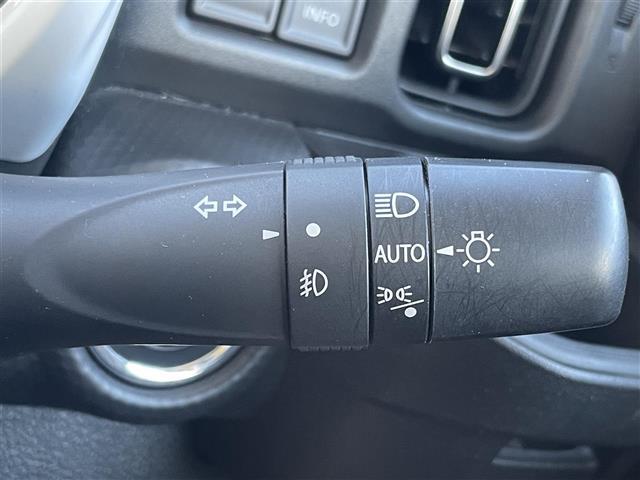 ハスラー ハイブリッドＸ　純正９インチナビ　フルセグ　Ｂｌｕｅｔｏｏｔｈ　ＣＤ／ＤＶＤ　ワイアレスアップルカープレイ　全方位カメラ　デュアルカメラブレーキサポート　シートヒーター　ステアリングリモコン　純正フロアマット（10枚目）