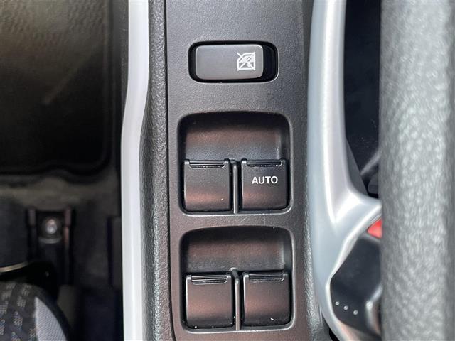 ハスラー ハイブリッドＸ　純正９インチナビ　フルセグ　Ｂｌｕｅｔｏｏｔｈ　ＣＤ／ＤＶＤ　ワイアレスアップルカープレイ　全方位カメラ　デュアルカメラブレーキサポート　シートヒーター　ステアリングリモコン　純正フロアマット（16枚目）