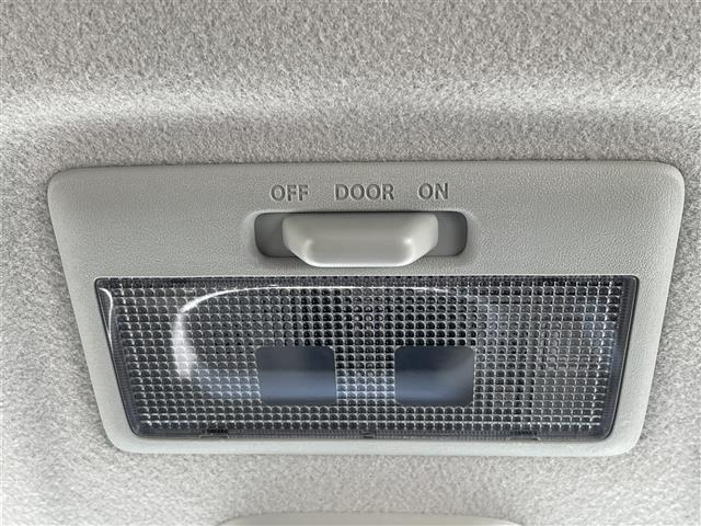 ハスラー ハイブリッドＸ　純正９インチナビ　フルセグ　Ｂｌｕｅｔｏｏｔｈ　ＣＤ／ＤＶＤ　ワイアレスアップルカープレイ　全方位カメラ　デュアルカメラブレーキサポート　シートヒーター　ステアリングリモコン　純正フロアマット（22枚目）