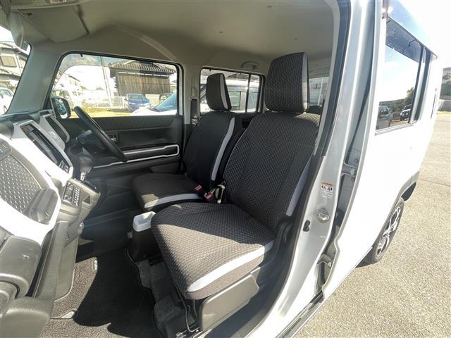 ハスラー ハイブリッドＸ　純正９インチナビ　フルセグ　Ｂｌｕｅｔｏｏｔｈ　ＣＤ／ＤＶＤ　ワイアレスアップルカープレイ　全方位カメラ　デュアルカメラブレーキサポート　シートヒーター　ステアリングリモコン　純正フロアマット（28枚目）