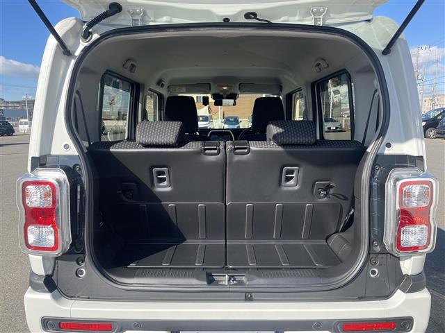 ハスラー ハイブリッドＸ　純正９インチナビ　フルセグ　Ｂｌｕｅｔｏｏｔｈ　ＣＤ／ＤＶＤ　ワイアレスアップルカープレイ　全方位カメラ　デュアルカメラブレーキサポート　シートヒーター　ステアリングリモコン　純正フロアマット（31枚目）