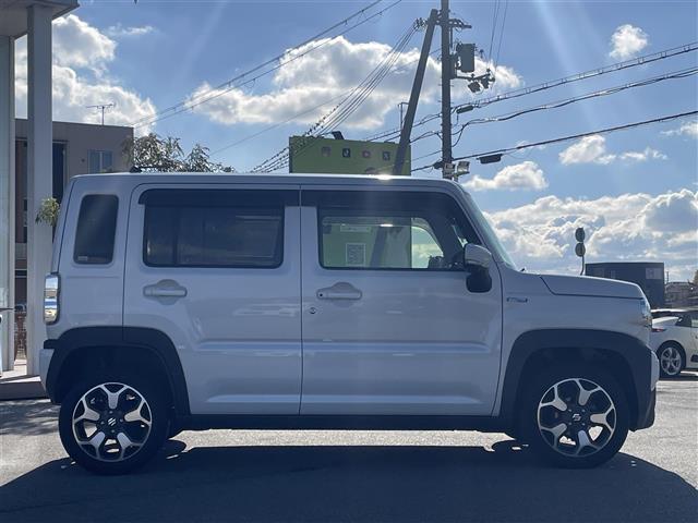 ハスラー ハイブリッドＸ　純正９インチナビ　フルセグ　Ｂｌｕｅｔｏｏｔｈ　ＣＤ／ＤＶＤ　ワイアレスアップルカープレイ　全方位カメラ　デュアルカメラブレーキサポート　シートヒーター　ステアリングリモコン　純正フロアマット（37枚目）