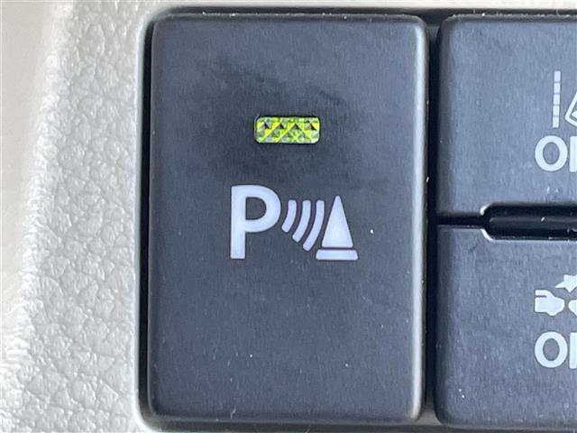 アルトラパン Ｘ　純正９インチナビ　アラウンドビューモニター　フルセグＴＶ　Ｂｌｕｅｔｏｏｔｈ接続　純正フロアマット　純正アルミホイール　レーザーレーダーブレーキサポート　シートヒーター　ＥＴＣ　ステアリングリモコン（13枚目）