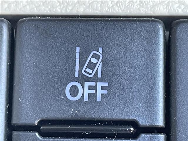 アルトラパン Ｘ　純正９インチナビ　アラウンドビューモニター　フルセグＴＶ　Ｂｌｕｅｔｏｏｔｈ接続　純正フロアマット　純正アルミホイール　レーザーレーダーブレーキサポート　シートヒーター　ＥＴＣ　ステアリングリモコン（18枚目）