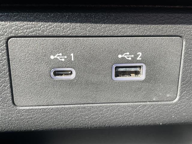 セレナ e-パワー ハイウェイスターV 12.3インチメーカーOPナビ プロパイロット アラウンドビューモニター 両側パワースライドドア プロパイロットパーキング 置き換え充電 デジタルインナーミラー フリップダウンモニター 純正エアロ(23枚目)