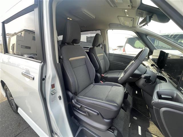 セレナ e-パワー ハイウェイスターV 12.3インチメーカーOPナビ プロパイロット アラウンドビューモニター 両側パワースライドドア プロパイロットパーキング 置き換え充電 デジタルインナーミラー フリップダウンモニター 純正エアロ(26枚目)