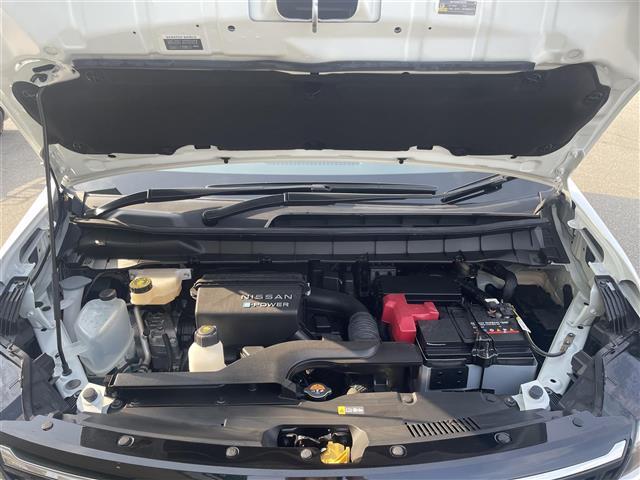 セレナ e-パワー ハイウェイスターV 12.3インチメーカーOPナビ プロパイロット アラウンドビューモニター 両側パワースライドドア プロパイロットパーキング 置き換え充電 デジタルインナーミラー フリップダウンモニター 純正エアロ(40枚目)