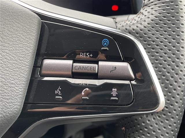 【インテリジェントクルーズコントロール】設定した車速を上限として車速に応じた車間距離を保ちながら先行車に追従して走行できます！機能には限界があるためご注意ください。