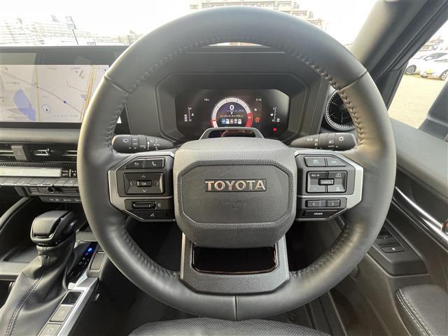 ランドクルーザー250 VX メーカーOPトヨタチームメイト 12.3インチディスプレイオーディオ パノラミックビューモニター 黒レザー ベンチレーションシート モデリスタ パワーバックドア デジタルインナーミラー ETC(10枚目)