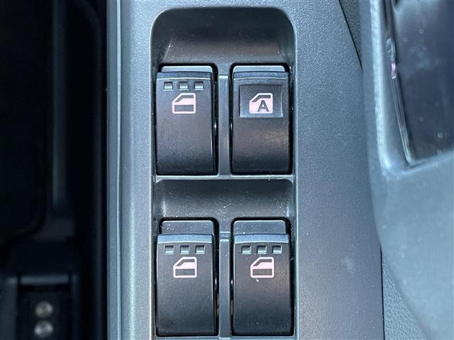 ウェイク GターボSAIII 純正8インチナビ 両側パワースライドドア バックカメラ スマートアシスト 革巻きステアリング ステアリングリモコン Bluetooth接続 フルセグTV 純正フロアマット ターボ ETC CD/DVD(17枚目)