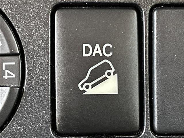 ランドクルーザープラド ＴＸ　Ｌパッケージ　モデリスタエアロ　サンルーフ　３列目電動シート　ＤＮ席シートヒーター　純正アルミホイール　クルーズコントロール　ビルトインＥＴＣ　ＤＡＣ　４ＷＤ　社外メモリナビ　Ｂｌｕｅｔｏｏｔｈ接続　オートライト（18枚目）