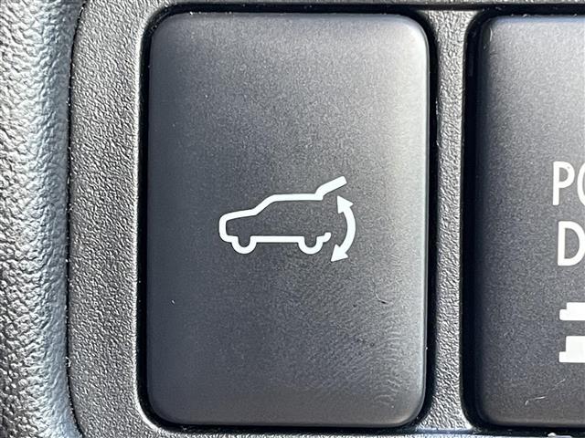 デリカＤ：５ Ｐ　１０．１インチナビ　アラウンドビューモニター　両側パワースライドドア　パワーバックドア　前席シートヒーター　ステアリングヒーター　フルセグＴＶ　ＣＤ／ＤＶＤ　ＢＴ接続　ＡｐｐｌｅＣａｒＰｌａｙ（25枚目）