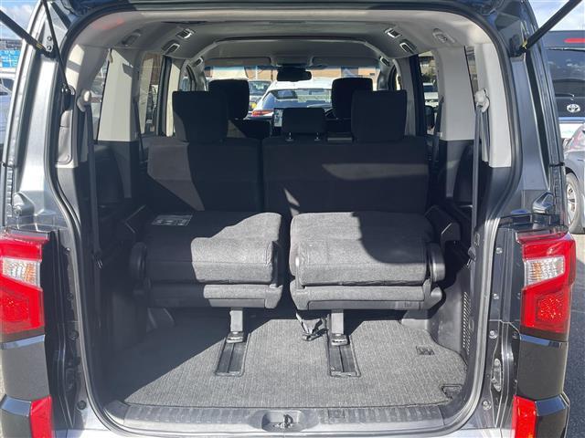 デリカＤ：５ Ｐ　１０．１インチナビ　アラウンドビューモニター　両側パワースライドドア　パワーバックドア　前席シートヒーター　ステアリングヒーター　フルセグＴＶ　ＣＤ／ＤＶＤ　ＢＴ接続　ＡｐｐｌｅＣａｒＰｌａｙ（32枚目）