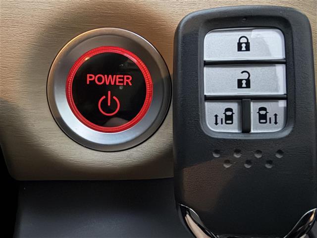 フリードハイブリッド ハイブリッド・Ｇホンダセンシング　純正メモリナビ　両側パワースライドドア　バックカメラ　追従有クルーズコントロール　純正フロアマット　Ｂｌｕｅｔｏｏｔｈ接続　フルセグＴＶ　ＬＥＤヘッドライト　オートライト　純正ドアバイザー　ＥＴＣ（11枚目）