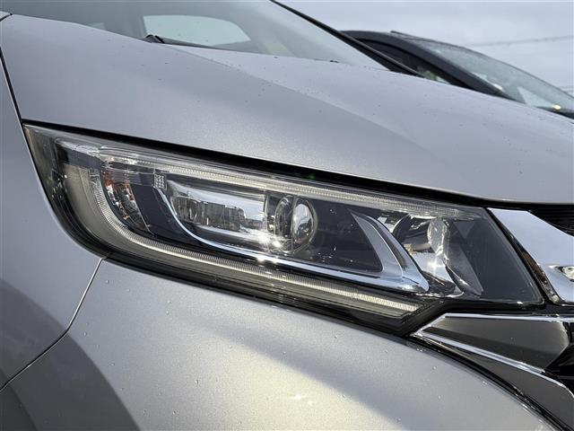 フリードハイブリッド ハイブリッド・Ｇホンダセンシング　純正メモリナビ　両側パワースライドドア　バックカメラ　追従有クルーズコントロール　純正フロアマット　Ｂｌｕｅｔｏｏｔｈ接続　フルセグＴＶ　ＬＥＤヘッドライト　オートライト　純正ドアバイザー　ＥＴＣ（25枚目）