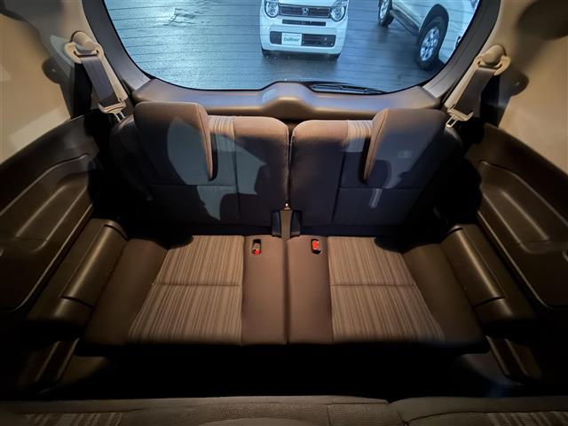 フリードハイブリッド ハイブリッド・Ｇホンダセンシング　純正メモリナビ　両側パワースライドドア　バックカメラ　追従有クルーズコントロール　純正フロアマット　Ｂｌｕｅｔｏｏｔｈ接続　フルセグＴＶ　ＬＥＤヘッドライト　オートライト　純正ドアバイザー　ＥＴＣ（30枚目）