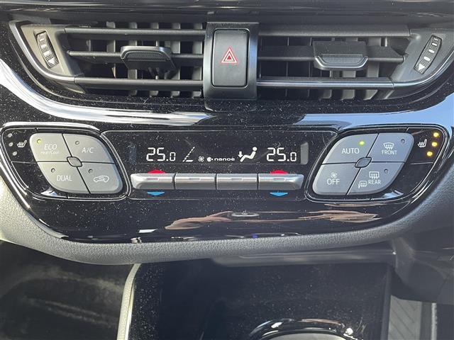 Ｃ－ＨＲ Ｓ　ＧＲスポーツ　純正ディスプレイオーディナビ　フルセグ　ＥＴＣ　ステアリングリングリモコン　アップルカープレイ　トヨタセーフティーセンス　前追クルコン　ＧＲスポーツステアリング　ＧＲスポーツシート　シートヒーター（12枚目）