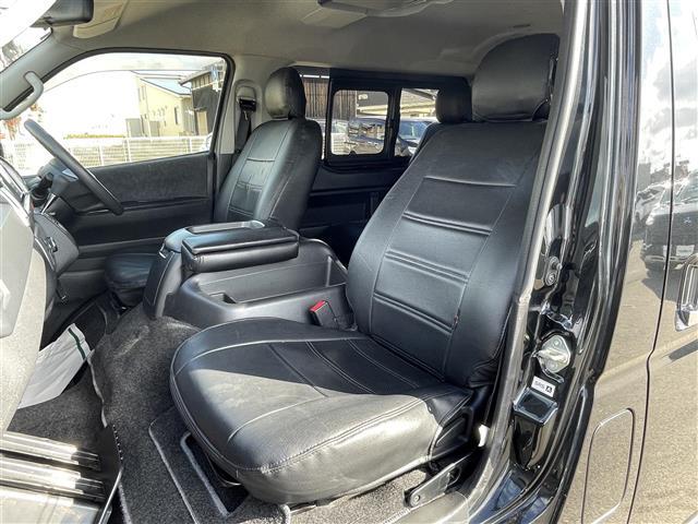 ハイエースワゴン ＧＬ　モデリスタエアロ　片側パワースライドドア　フリップダウンモニター　社外ＳＤナビ　バックカメラ　フルセグＴＶ　ビルトインＥＴＣ　純正ミュージックサーバー　フロアマット　ＢＴ接続　ステアリングスイッチ（29枚目）