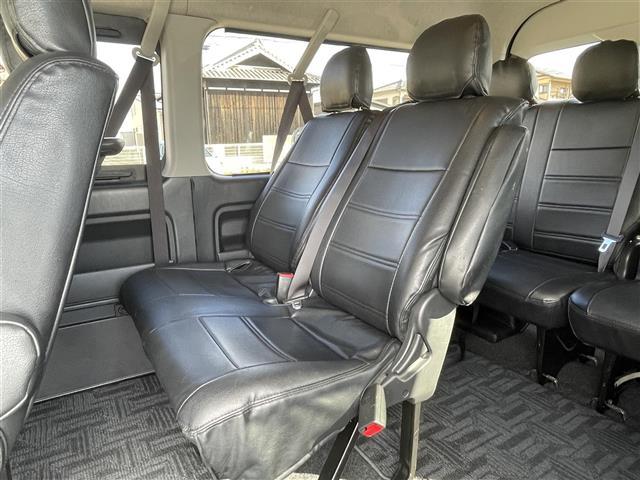 ハイエースワゴン ＧＬ　モデリスタエアロ　片側パワースライドドア　フリップダウンモニター　社外ＳＤナビ　バックカメラ　フルセグＴＶ　ビルトインＥＴＣ　純正ミュージックサーバー　フロアマット　ＢＴ接続　ステアリングスイッチ（31枚目）