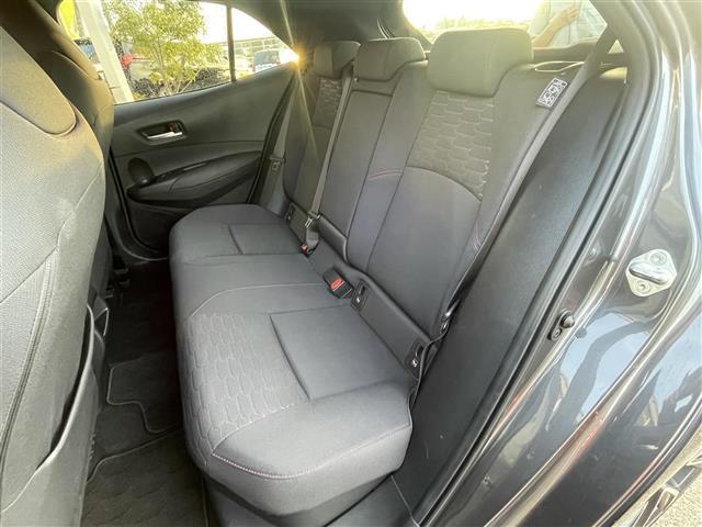 カローラスポーツ ハイブリッドＧ　Ｚ　メーカーＯＰ９インチディスプレイオーディオ　追従有クルーズコントロール　バックカメラ　トヨタ　ビルトインＥＴＣ　前席シートヒーター　ＬＥＤヘッドライト　パーキングサポートブレーキ　オートホールド（32枚目）