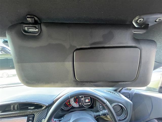 ８６ ＧＴ　純正ナビ　バックカメラ　ＥＴＣ　クルーズコントロール　本革＋アルカンターラシート　ワンセグＴＶ　Ｂｌｕｅｔｏｏｔｈオーディオ　スマートキー　純正フロアマット　オートライト　ＬＥＤヘッドライト（24枚目）