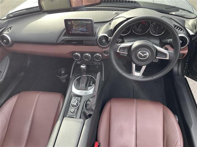 ロードスターRF VS 純正メーカーOPナビ フルセグTV Bluetoothオーディオオープンカー AUX バックカメラ ステアリングスイッチ レザーシート D席ヘッドレストスピーカー シートヒーター パドルシフト(42枚目)