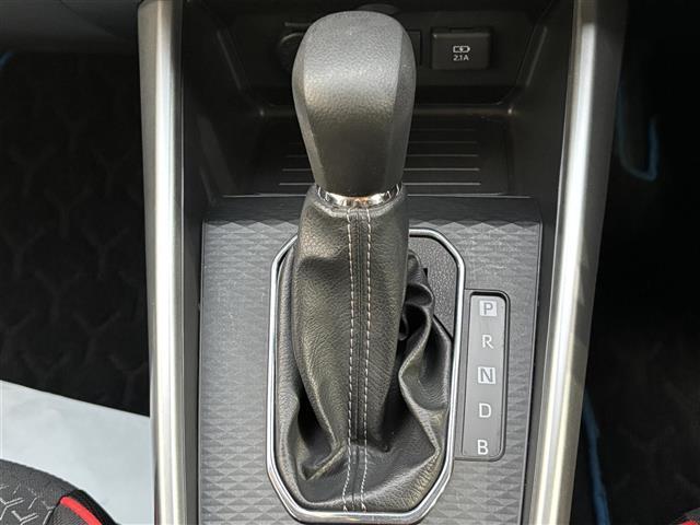 ライズ Ｇ　純正ナビ　アラウンドビューモニター　ＥＴＣ　衝突軽減ブレーキ　フルセグＴＶ　ＢＴ　ＵＳＢ　電格ミラー　オートライト　オートハイビーム　ＬＥＤヘッドライト　純正ドアバイザー　プッシュスタート（10枚目）