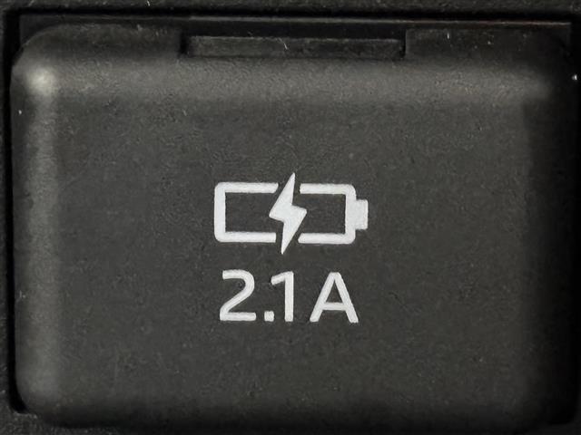 ライズ Ｇ　純正ナビ　アラウンドビューモニター　ＥＴＣ　衝突軽減ブレーキ　フルセグＴＶ　ＢＴ　ＵＳＢ　電格ミラー　オートライト　オートハイビーム　ＬＥＤヘッドライト　純正ドアバイザー　プッシュスタート（22枚目）