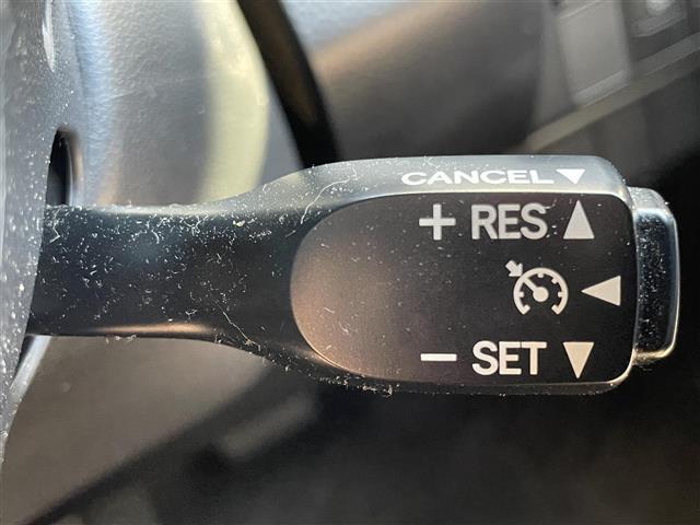 ルーミー カスタムＧ　Ｓ　デジタルインナーミラー　両側パワースライドドア　純正メモリナビ　純正ミュージックサーバー　Ｂｌｕｅｔｏｏｔｈ接続　バックカメラ　ＥＴＣ　純正フロアマット　クルーズコントロール　ウォークスルー（10枚目）