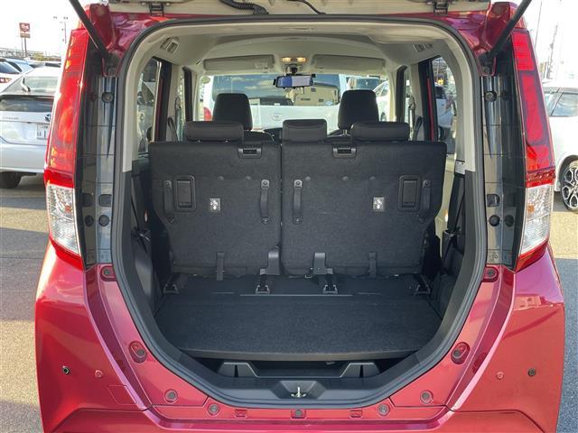 ルーミー カスタムＧ　Ｓ　デジタルインナーミラー　両側パワースライドドア　純正メモリナビ　純正ミュージックサーバー　Ｂｌｕｅｔｏｏｔｈ接続　バックカメラ　ＥＴＣ　純正フロアマット　クルーズコントロール　ウォークスルー（31枚目）