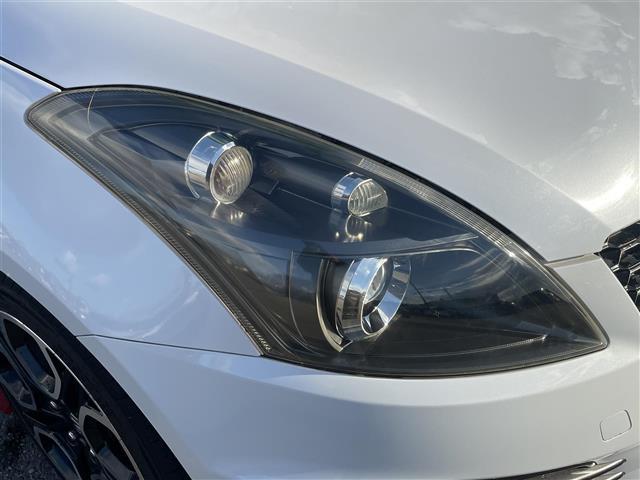 �y���C�g�E�����v�z���V����Ԃ̑��s�����E�ǍD�ň��S���Ă���肢�������܂��B�w�b�h���C�g�E�z�C�[���E�t�����g�K���X�ȂǐF�X�ȕ����R�[�e�B���O�����p�ӂ��Ă���܂��B���Ђ����k���������B