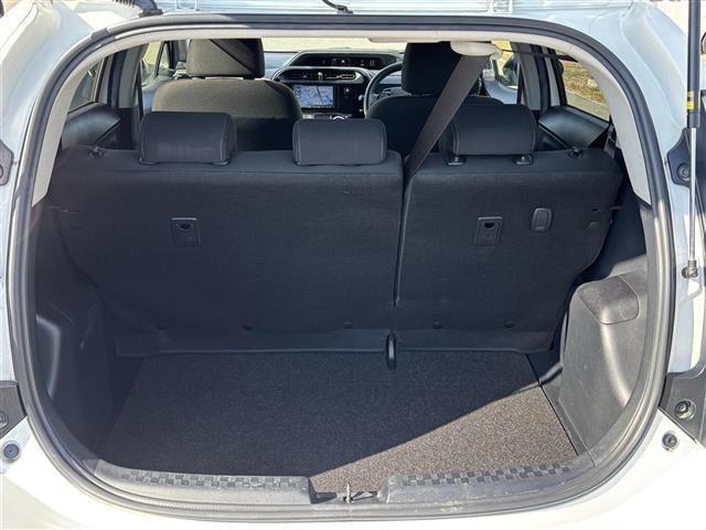 アクア Ｇ　トヨタセーフティセンス　バックカメラ　ビルトインＥＴＣ　クルーズコントロール　メモリナビ　Ｂｌｕｅｔｏｏｔｈ　フルセグ　衝突軽減ブレーキ　ＬＥＤヘッドライト　ヘッドライトレベライザ　スペアキー（31枚目）