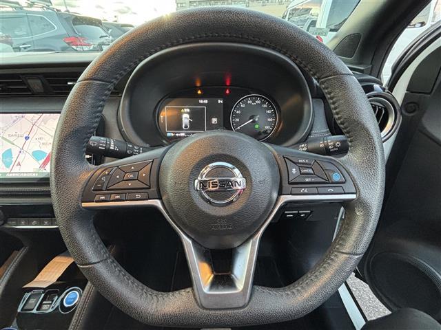 キックス X プロパイロット デジタルインアンーミラー 純正ナビ アラウンドビューモニター ハーフレザーシート オートライト LEDヘッドライト BT フルセグTV スマートキー 純正フロアマット ETC(5枚目)