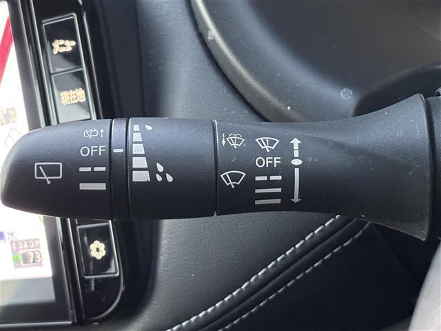 キックス X プロパイロット デジタルインアンーミラー 純正ナビ アラウンドビューモニター ハーフレザーシート オートライト LEDヘッドライト BT フルセグTV スマートキー 純正フロアマット ETC(8枚目)