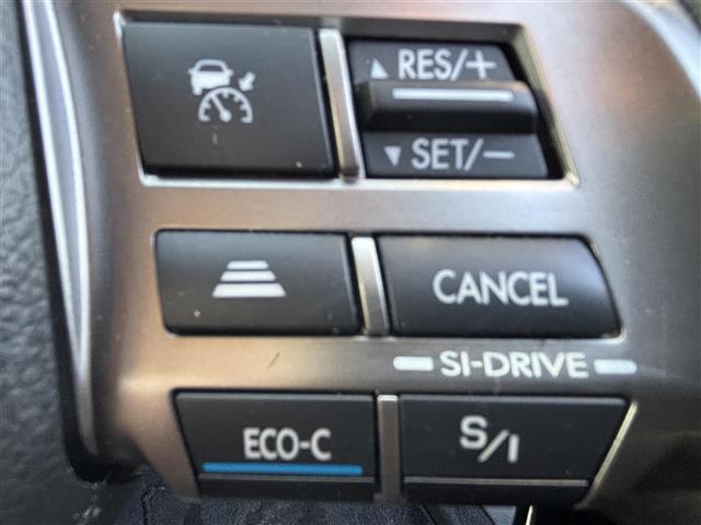 �y���[�_�[�N���[�Y�R���g���[���z��s�Ԃ���~�������͎��Ԃ���~���Ē�~��Ԃ�ێ��A��s�Ԃ����i�������̓h���C�o�[����ɂ�蔭�i���A�Ǐ]���s���ĊJ���܂��B