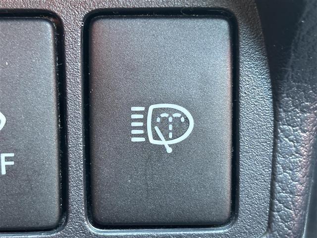 ＣＴ ＣＴ２００ｈ　バージョンＣ　サンルーフ　純正メモリナビ　バックカメラ　クルーズコントロール　スイッチスタート　カードキー　純正フロアマット　社外アルミホイール　パドルシフト　フォグランプ　ＵＳＢ入力端子　社外シフト　ＥＴＣ（22枚目）