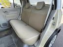 【セカンドシート】2列目もゆったりドライブを楽しめます。掲載箇所以外にご希望の写真がございましたらお気軽にお問い合わせ下さい。フロアマットは汚れが気になる場合は新品のご注文も承ります。