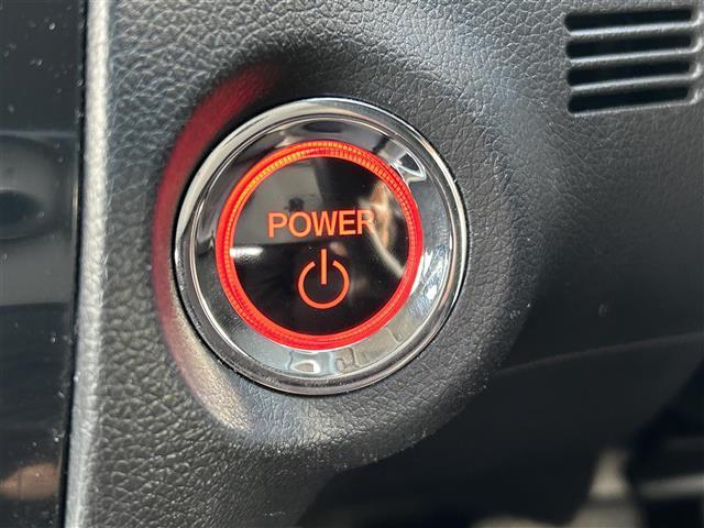 シャトル ハイブリッド　ホンダセンシング　・４ＷＤ・社外ＳＤナビ（ＢＴ）・ドアバイザー・電動格納ミラー・ウインカーミラー・バックモニター・前方ドライブレコーダー・スマートキー・クルーズコントロール・プッシュスタート（7枚目）