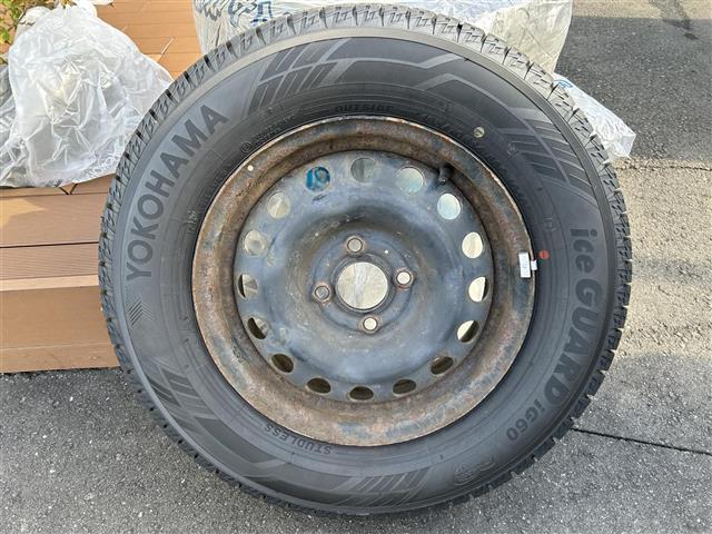 ノート ｅ－パワー　Ｘ　ＦＯＵＲ　・パートタイム４ＷＤ・純正ＳＤナビ（ＣＤ＆ＢＴ＆フルセグ）・電動格納ミラー・ウインカーミラー・プッシュスタート・スマートキー・エマージェンシーブレーキ・レーンキープアシスト（40枚目）